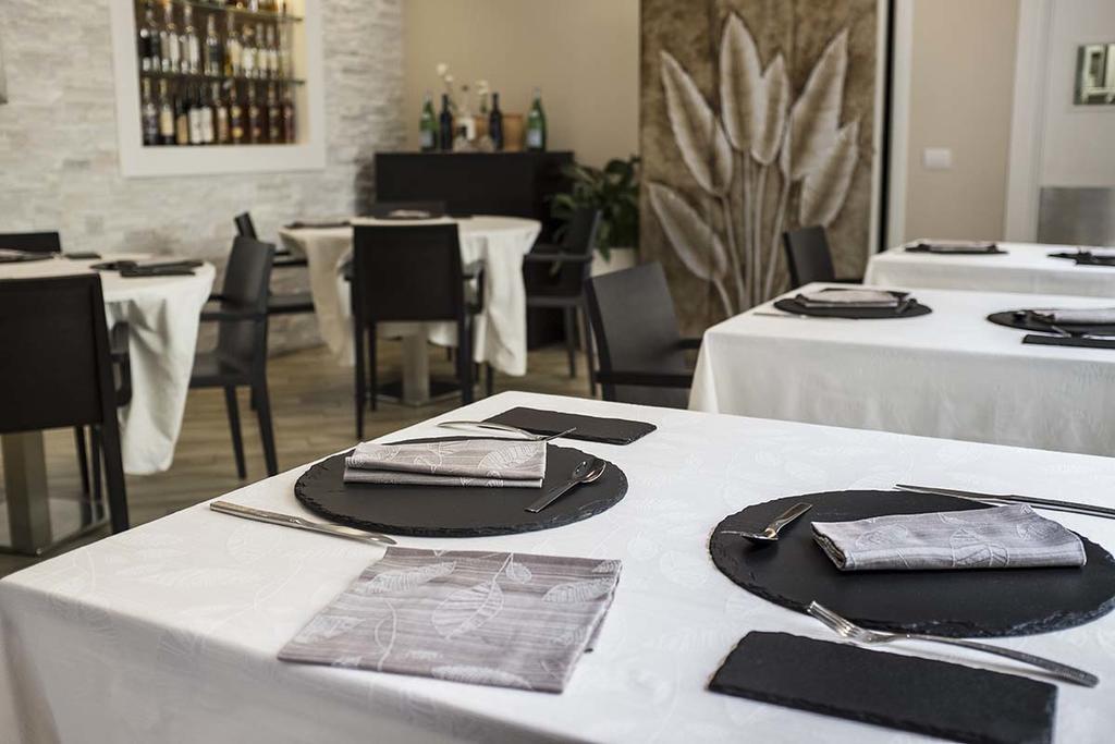 Bhl Boutique Rooms Legnano Kültér fotó
