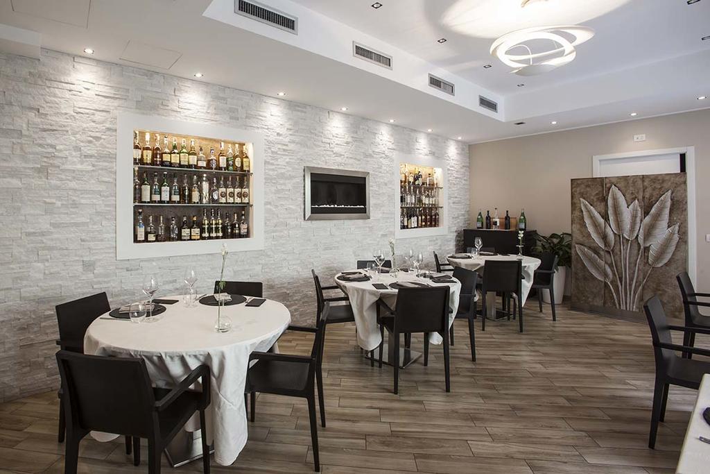 Bhl Boutique Rooms Legnano Szoba fotó