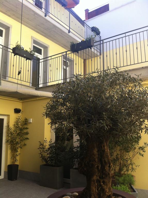 Bhl Boutique Rooms Legnano Kültér fotó