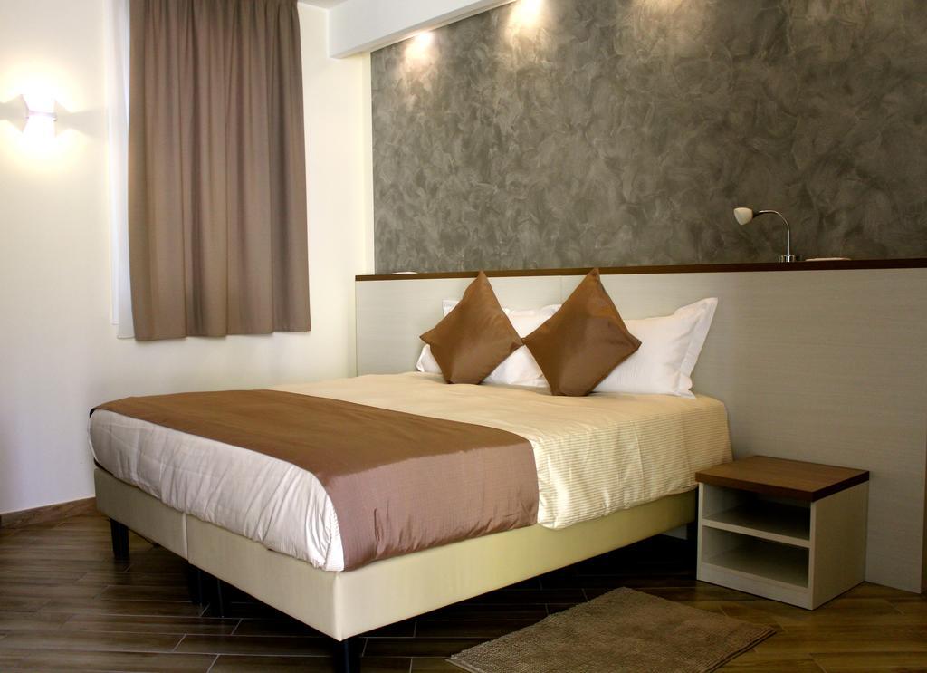 Bhl Boutique Rooms Legnano Szoba fotó